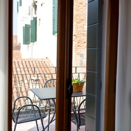 Ca Manzoni With Terrace Apartmán *